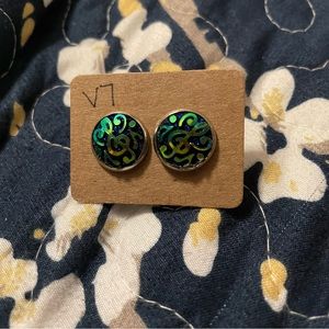 Sparkly treble clef earrings